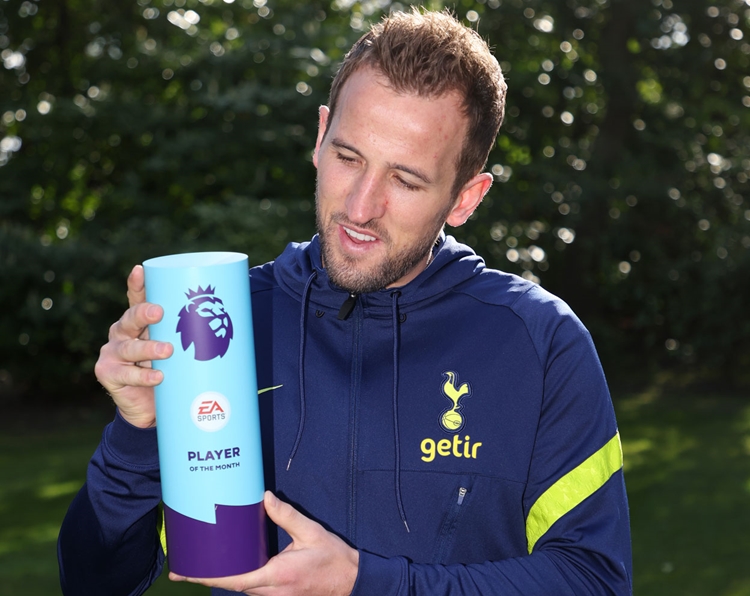 Kane equals record with Player of the Month award | Tottenham Hotspur